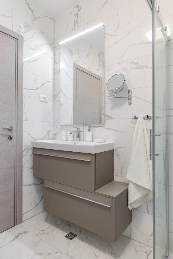 Elysian Zen Luxury Apartment - Two Bedroom Apartment With Terrace And Sea View Split Exterior foto